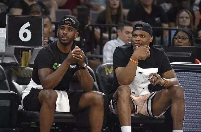 头号大鱼！字母哥与雄鹿谈判将升级 尼克斯不再拥有独家谈判权（重磅变局：字母哥与雄鹿谈判升级，尼克斯不再享有独家谈判权）