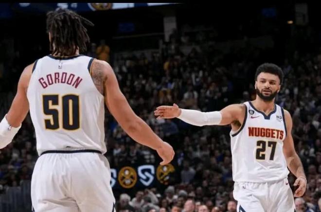 半场战报：多特1-1博德闪耀，布兰特建功，阿里萨米扳平（半场速递：多特1-1博德闪耀，布兰特破门，阿里萨米扳平）