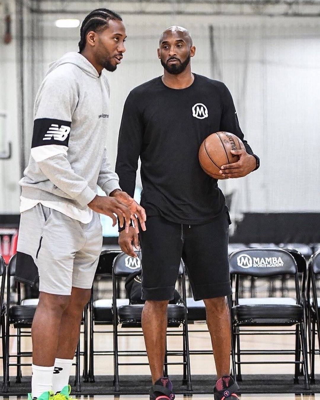 山东99-95北京3喜1忧！于德豪惊喜，谢智杰蜕变，克里斯情绪隐患（山东99-95险胜北京，三喜一忧：于德豪惊艳，谢智杰蜕变，克里斯情绪成隐忧）