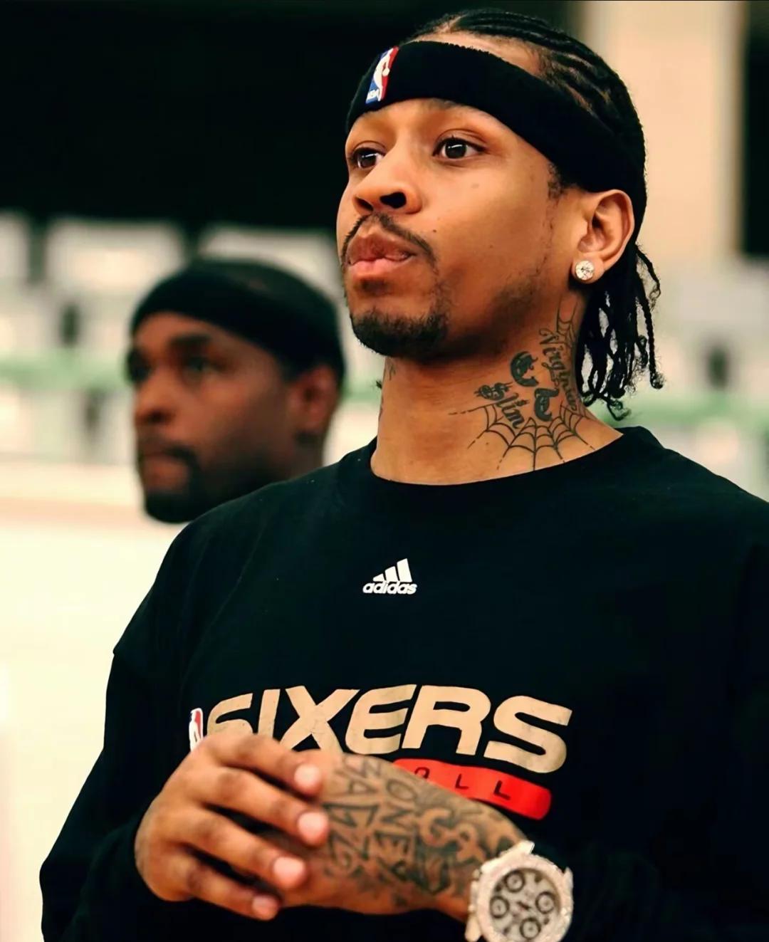 土媒：加拉塔萨雷想在冬窗签下吕迪格，后者合同将在明夏到期（土媒称加拉塔萨雷欲在冬窗引进吕迪格，其合同明夏到期）