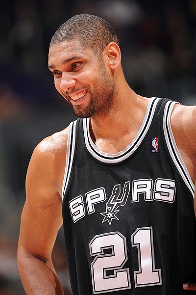 这队防守轮转太快了（这支球队的防守轮转速度惊人）