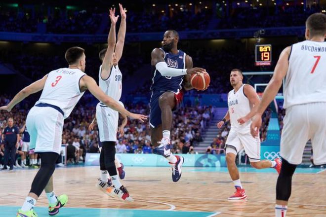 足球中超新赛季开幕在即，各队主场相继升级（中超新赛季将启幕，各队主场纷纷升级）