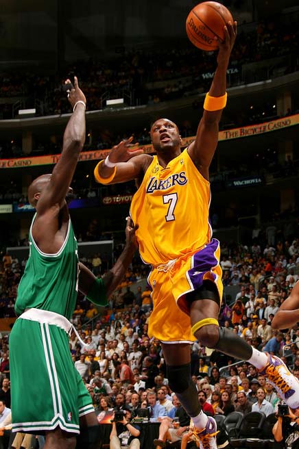 火箭主场大胜太阳，汤普森31分+杜兰特28+8助球队登顶西部第二（火箭主场大破太阳：汤普森31分、杜兰特28+8，球队升至西部第二）