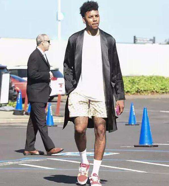 布冯父子将上榜？德转列父子代表不同国家队合计出场数TOP9（布冯父子有望上榜？德转盘点父子代表不同国家队合计出场前九）